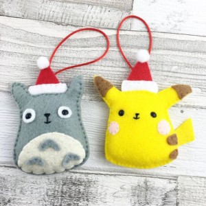 via: Etsy MombiAndTed Filz Anhänger Pokemon Pikatchu Totoro