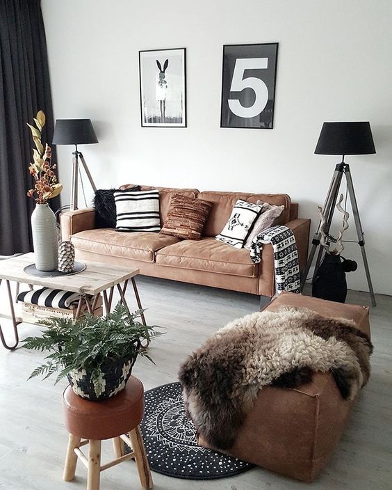 Foto: Roomed Lammfell Braune Leder Couch Sofa Nordic scandinavisch 5