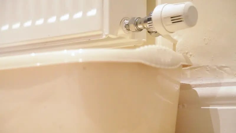 Wanne unter dem Ventil